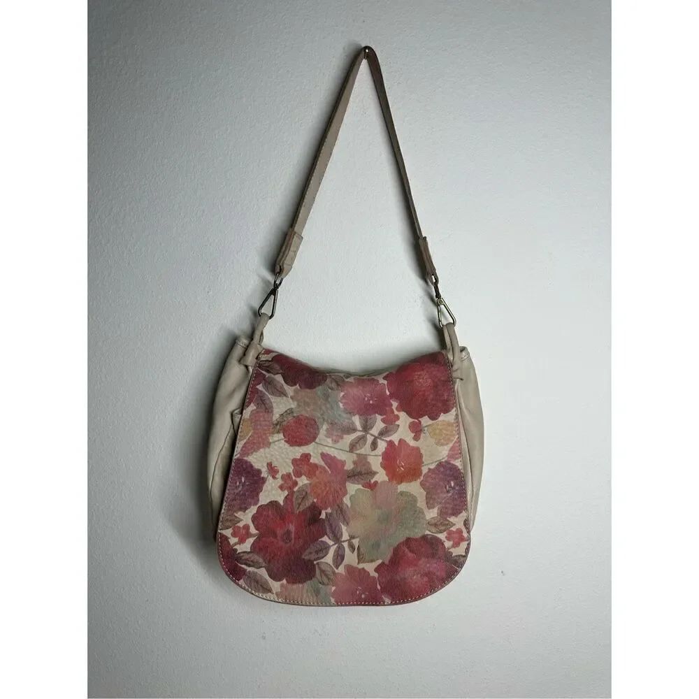 Sundance Bohemian Floral Design Shoulder Strap Soft Leather Purse
